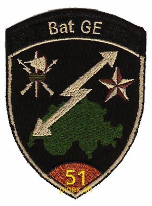 Image de Bat GE 51 braun mit Klett Armée Suisse Badge