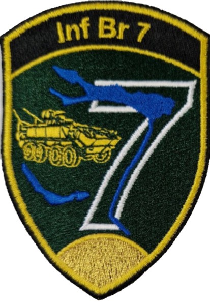 Immagine di Inf Br 7 Infanteriebrigade 7 gold ohne Klett Infanterieabzeichen