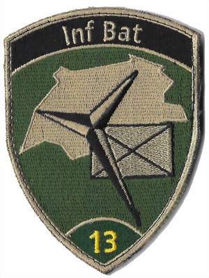 Picture of Inf Bat 13 grün mit Klett Infanterie Bataillon 13 Abzeichen