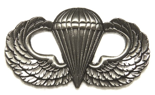 Bild von Airborne Fallschirm Springerabzeichen Uniformabzeichen Metall 
