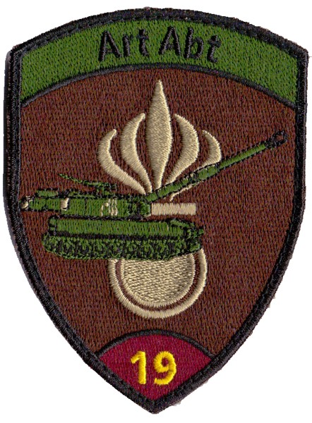 Picture of Artillerie Abt 19 violett Badge mit Klett