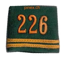 Bild von Oberleutnant 226 Gradabzeichen Schulterpatten Infanterie. Preis gilt für 1 Stück 