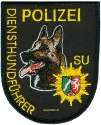 Bild von Polizei Diensthundführer Nordrhein-Westfalen Abzeichen Sundern Malinoise 