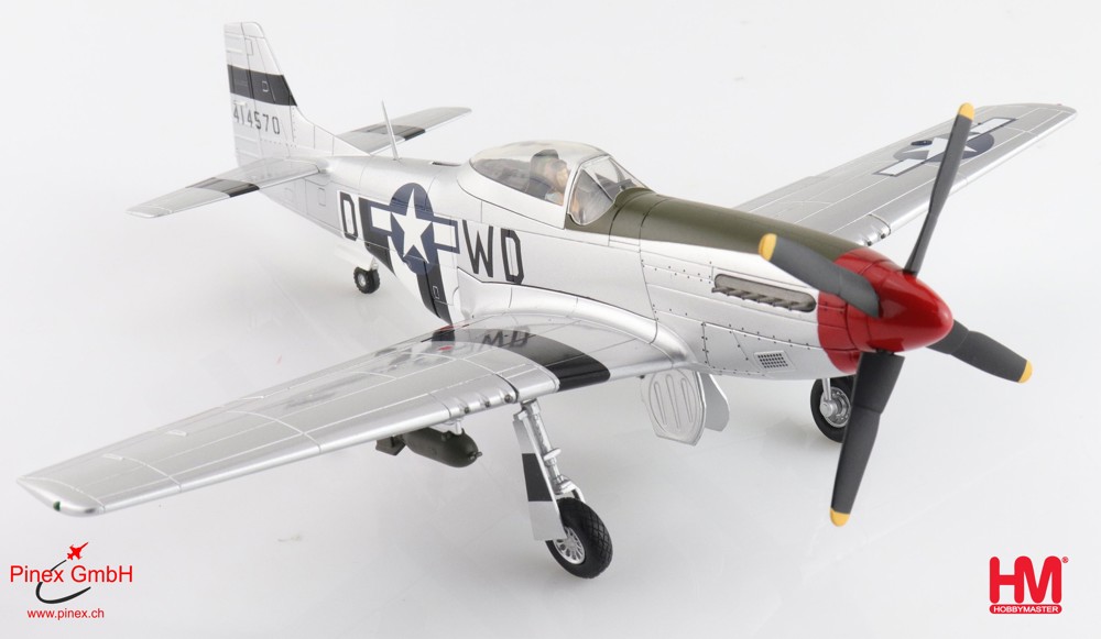 Picture of Mustang P-51D 1:48  335 FS/4 FG, flown by Capt Ted LInes, Hobby Master HA7750. VORBESTELLUNG. LIEFERBAR AUGUST. 