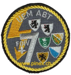 Bild von Badge UEM Abt FDIV 7, Rand gelb
