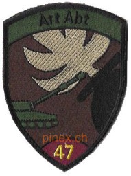 Bild von Artillerie Abt 47 violett mit Klett Abzeichen