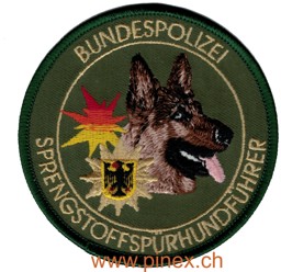 Bild von Bundespolizei Sprengstoffspürhundführer Schäferhund grün