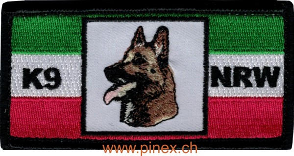 Bild von K9 Polizei Hundeführer Abzeichen NRW mit Klett