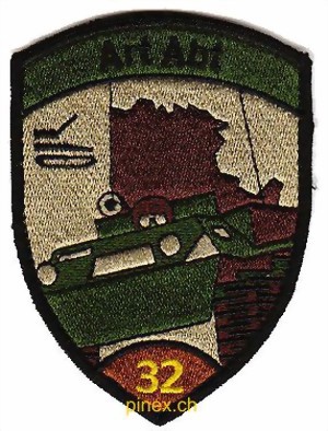 Picture of Art Abt 32 Artillerie Abteilung 32 braun mit Klett Militärabzeichen 